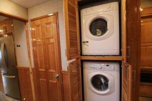 Benefits of a Washer and Dryer in Your Travel Trailer